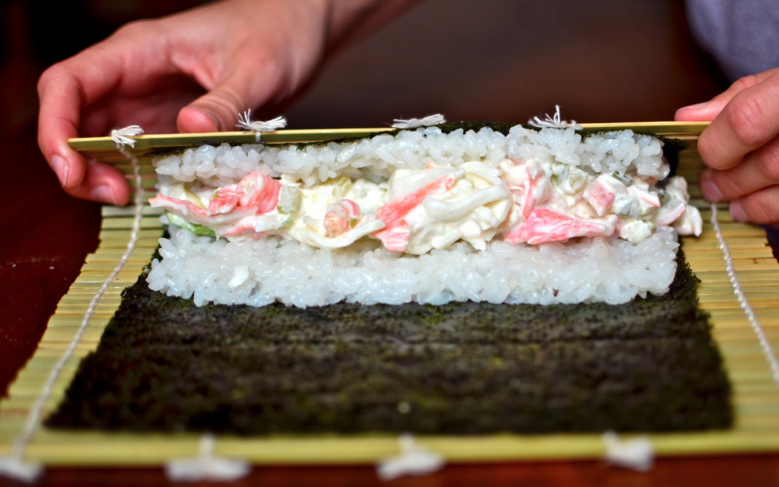 Как сделать вкусные суши самому фото 24