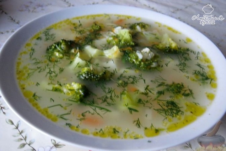 суп с цветной капустой и горошком